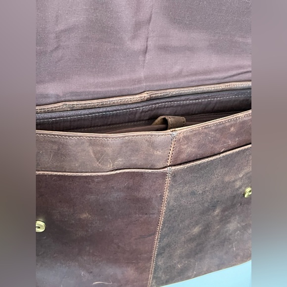 Distressed Leather Messenger Bag - Picture 3 of 4